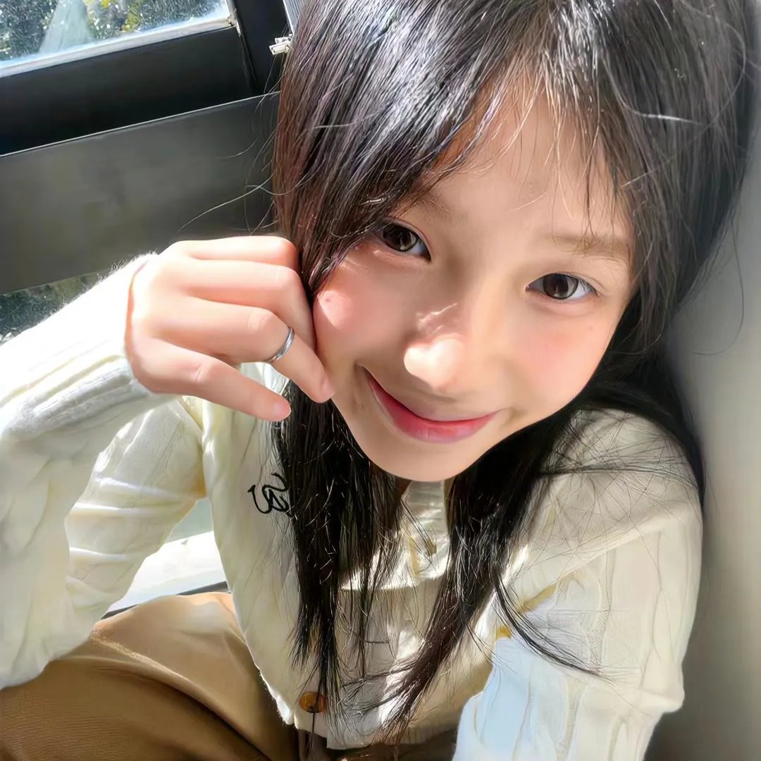 我那热辣滚烫的婚姻刚离婚，五个女神未婚妻倒追我